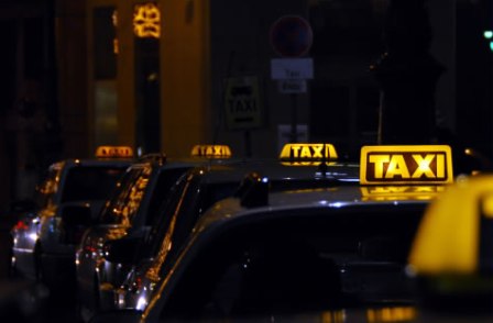 taxi, taxistandplaats, taxichauffeur