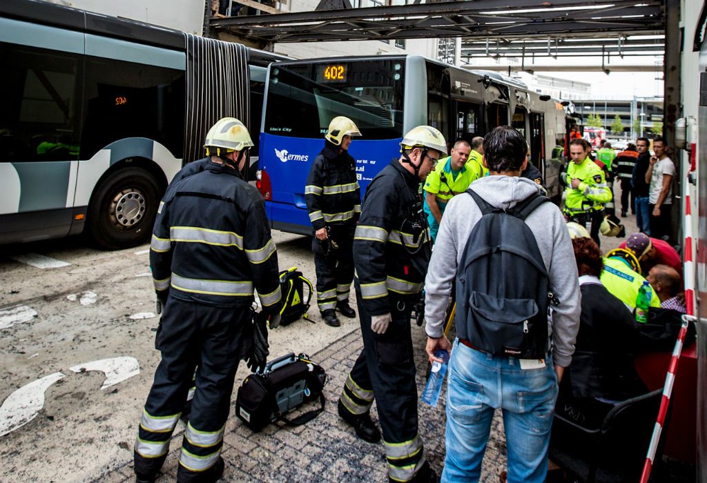 ongeluk, bus, hermes, foto: Hugo de Jong