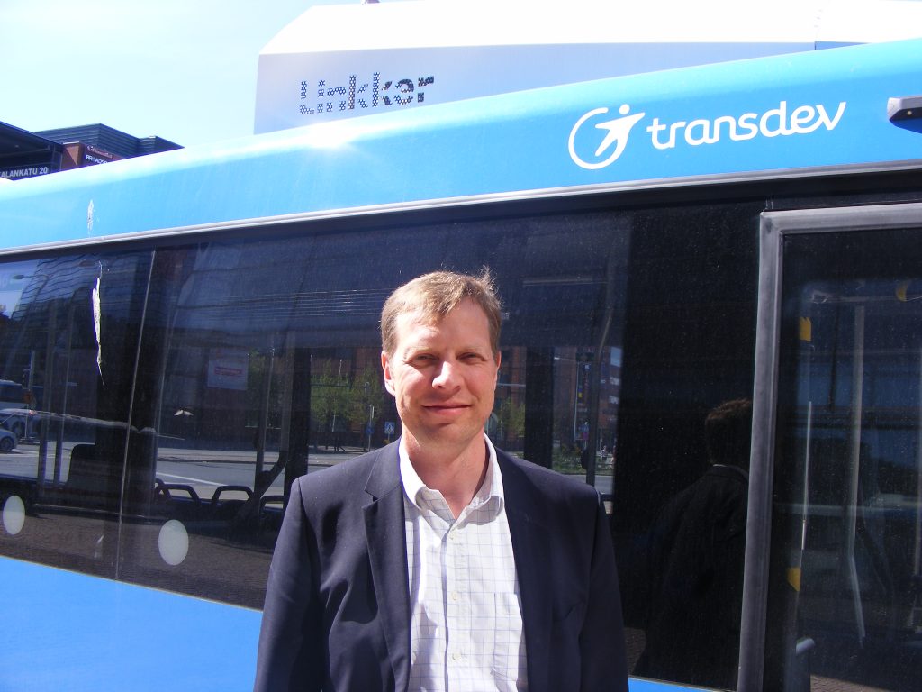 Linkker Bus, Tom Granvik