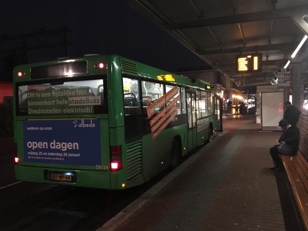 Dieselbus van Qbuzz in Dordrecht