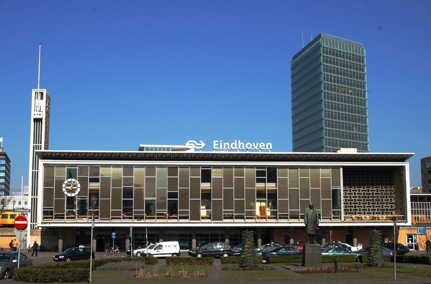 Station Eindhoven van voren (foto: NS)