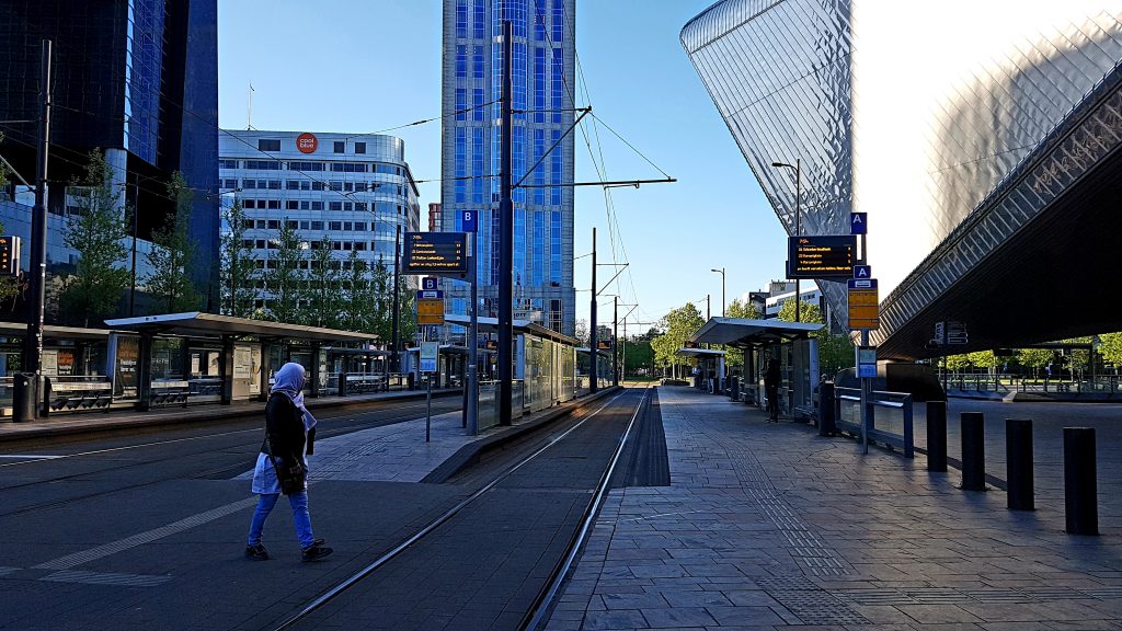 Lege tramhalte in Rotterdam
