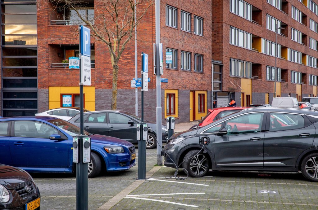 Laadplein elektrische auto's in Rotterdam