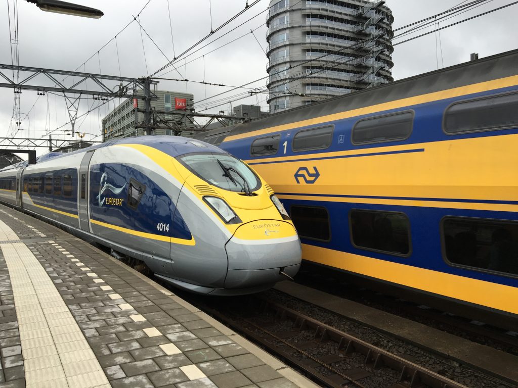 Eurostar op Amsterdam Centraal (foto: NS)