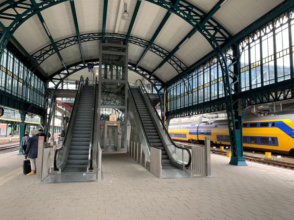 Roltrappen station Den Bosch