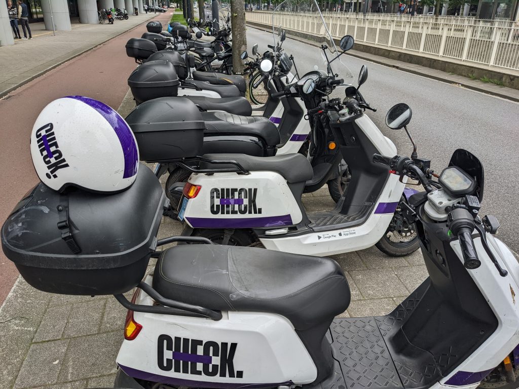 Check Deelscooters